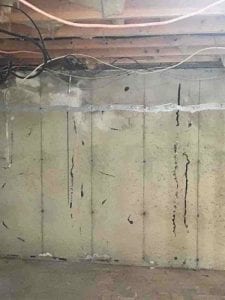 Long vertical wall crack